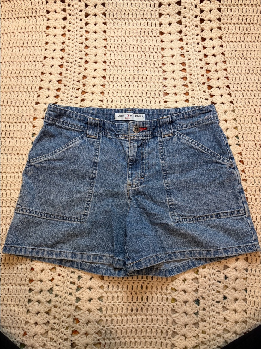 Tommy Hilfiger Vintage Classic Medium Blue Denim High-Waist Jean Shorts Size 10